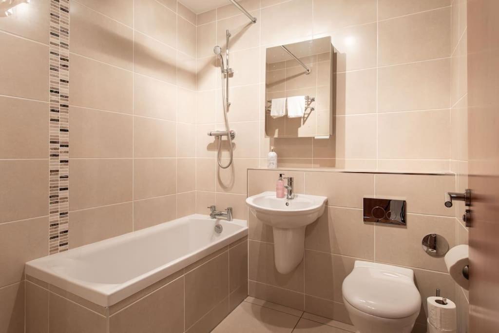 Best City Centre Luxurious Home Free Parking Belfast Dış mekan fotoğraf