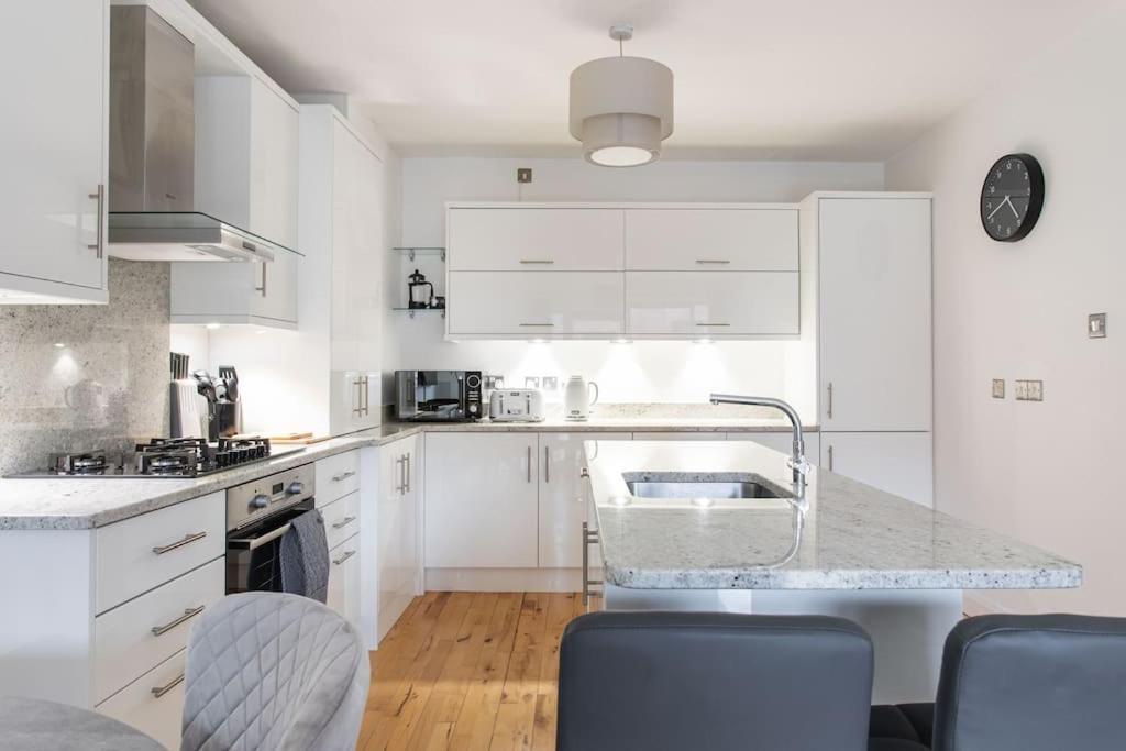 Best City Centre Luxurious Home Free Parking Belfast Dış mekan fotoğraf